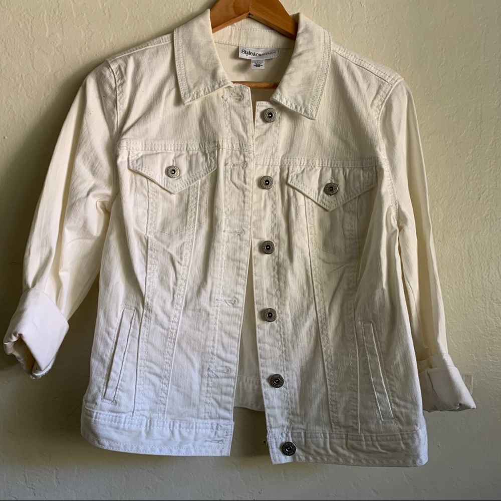 STYLE&CO WHITE DENIM JACKET